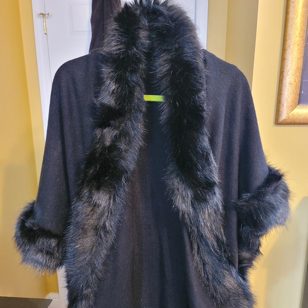 Womens Cape One Size